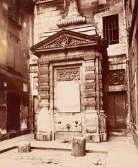 A pair of prints depicting Fontaine Jarente ( Fontaine Jarente - impasse Jarente , 1898; Fontaine Jarente, rue Jarente, 1922)