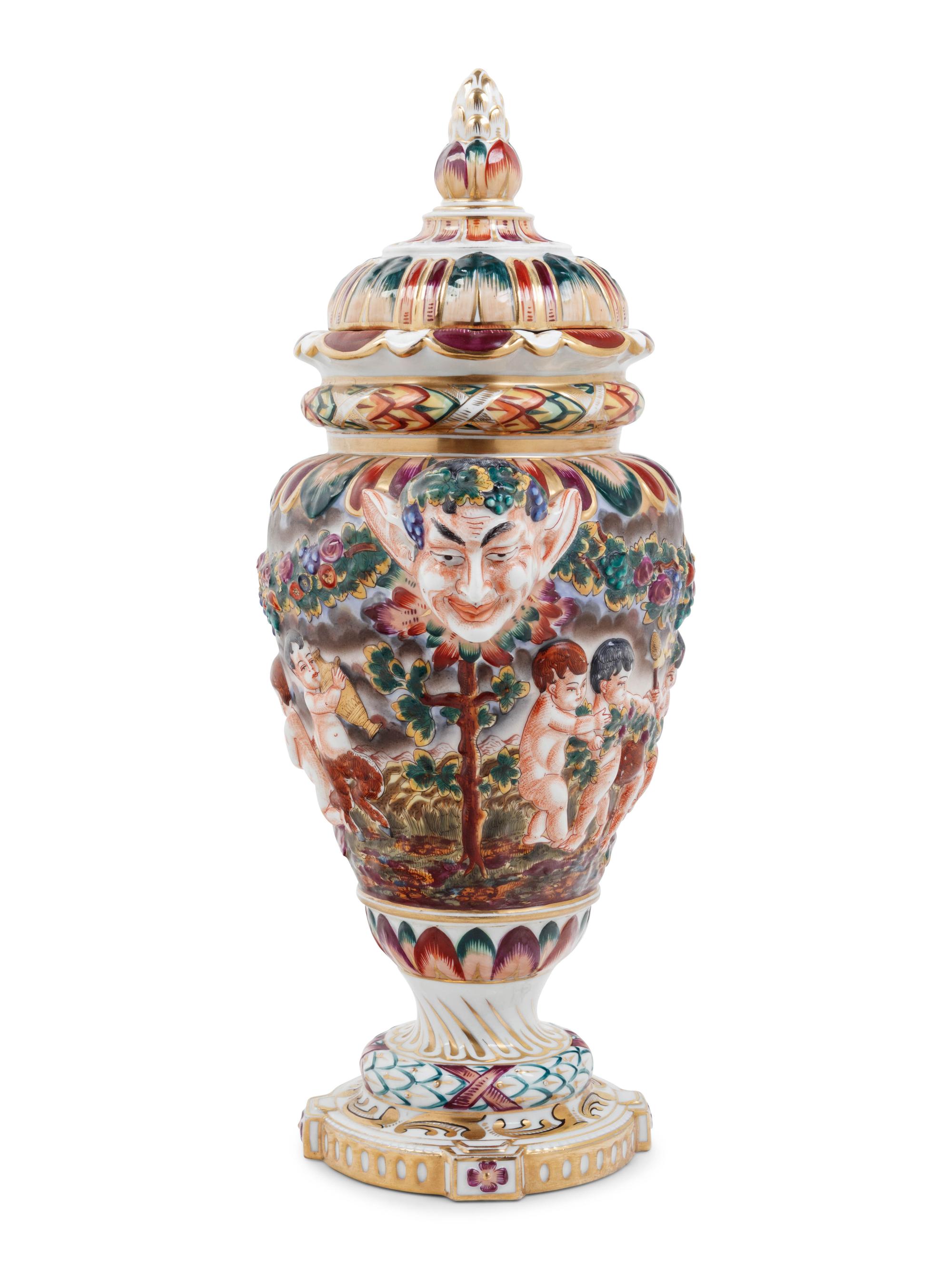 A Capodimonte Porcelain Urn