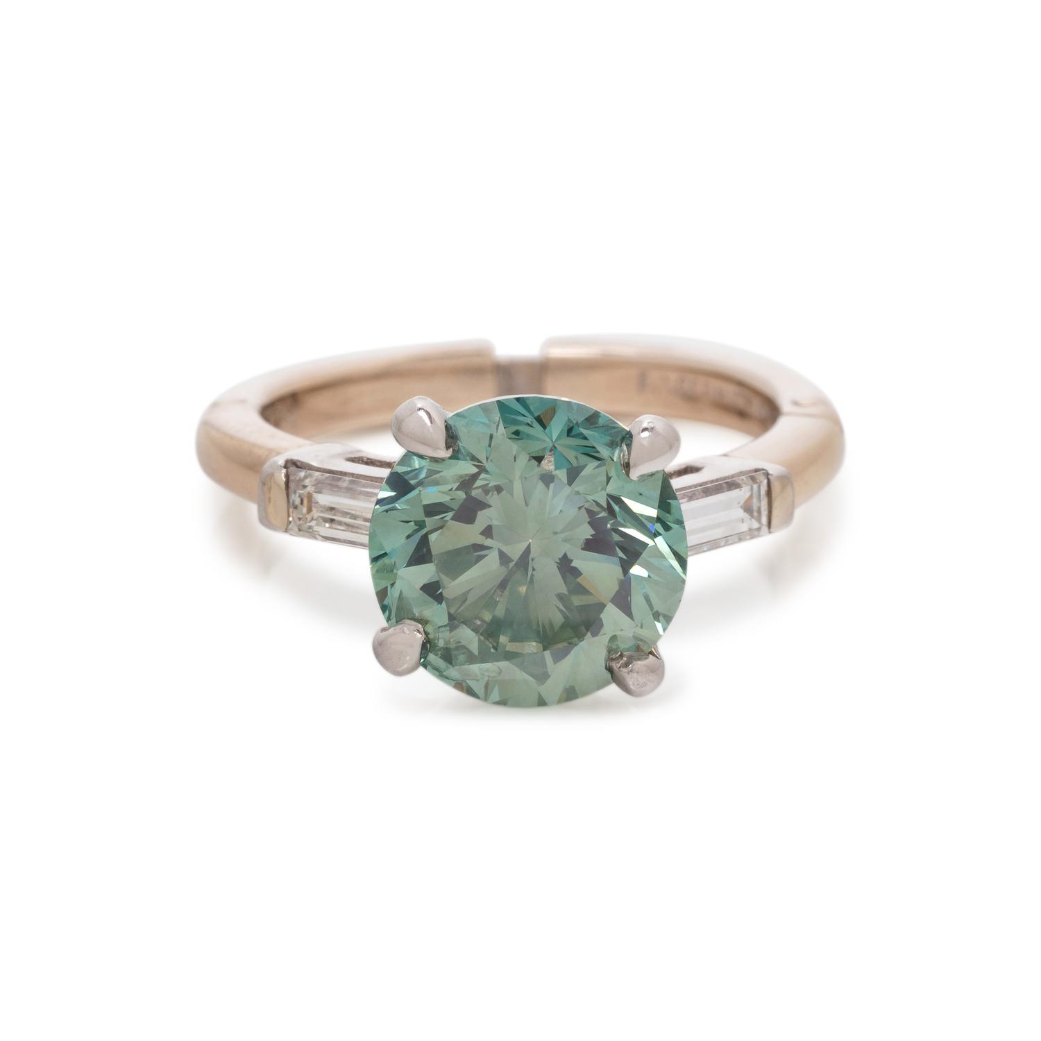 COLORED DIAMOND AND DIAMOND RING