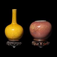 Two Chinese Monochrome Glazed Porcelain Wares, 19th-20th Century 晚清/民國 豇豆紅水呈及黃釉暗刻卷草紋賞瓶
