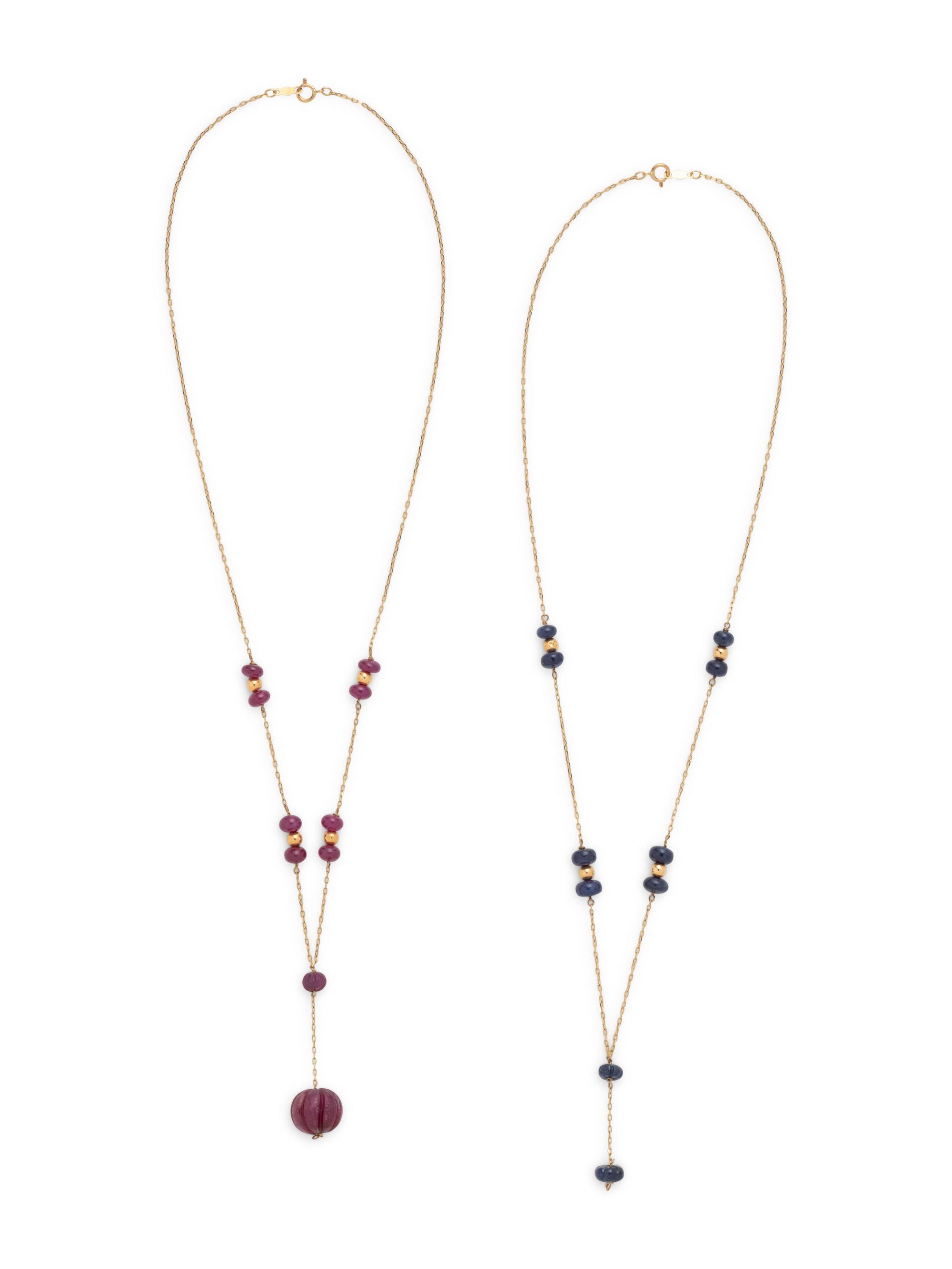 COLLECTION OF YELLOW GOLD AND CARVED GEMSTONE NECKLACES