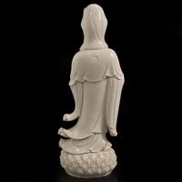 A large Dehua blanc de Chine figure of Guanyin 德化窑观音像 20th century ????