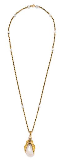 A Yellow Gold and Cultured Pearl Necklace, 7.30 dwts.