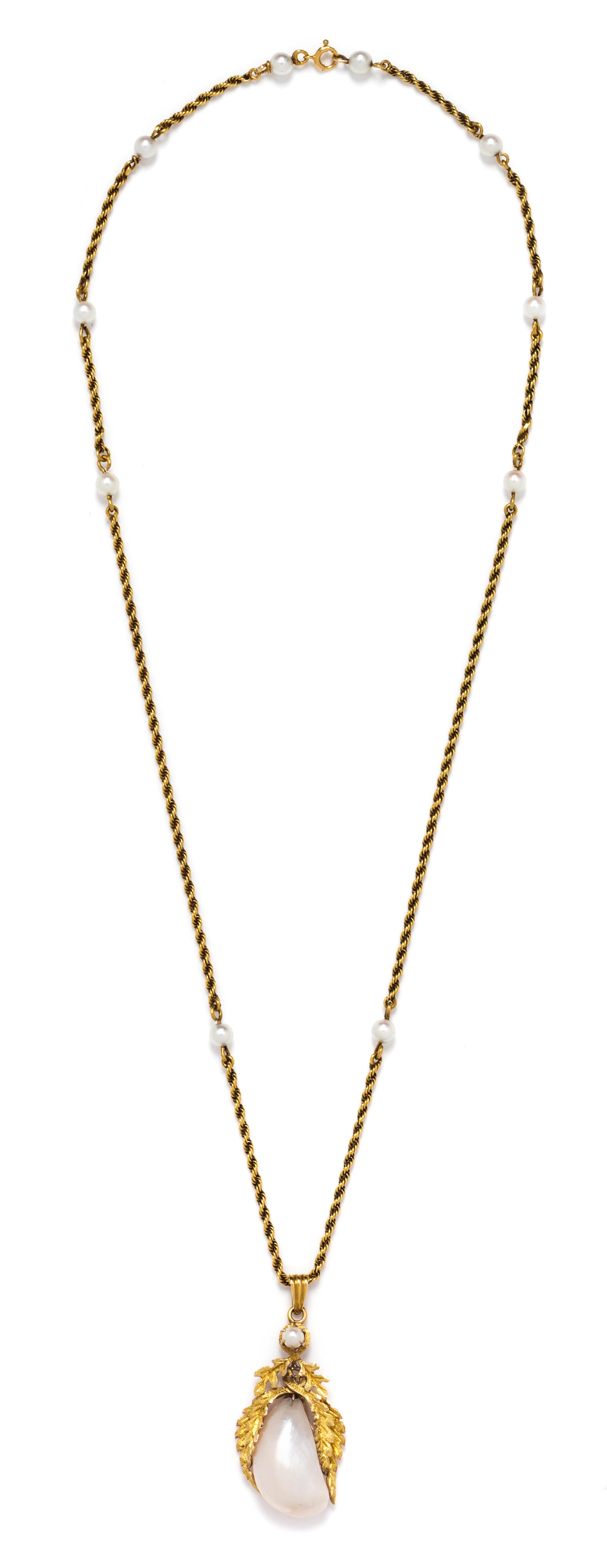 A Yellow Gold and Cultured Pearl Necklace, 7.30 dwts.