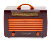 A General Electric L570 Radio