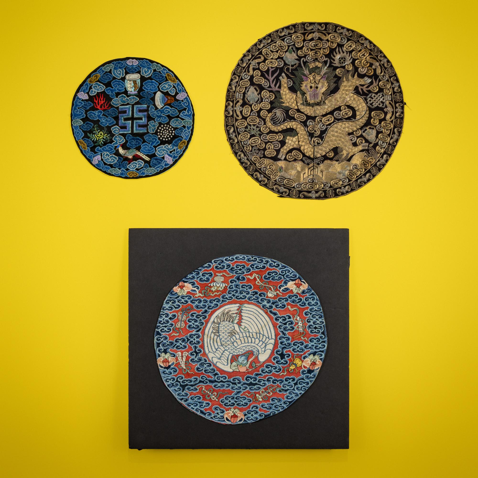 Three Chinese Silk Roundels, Late Qing Dynasty-Republic Period — 晚清-民國 緙絲、刺綉圓光三種
