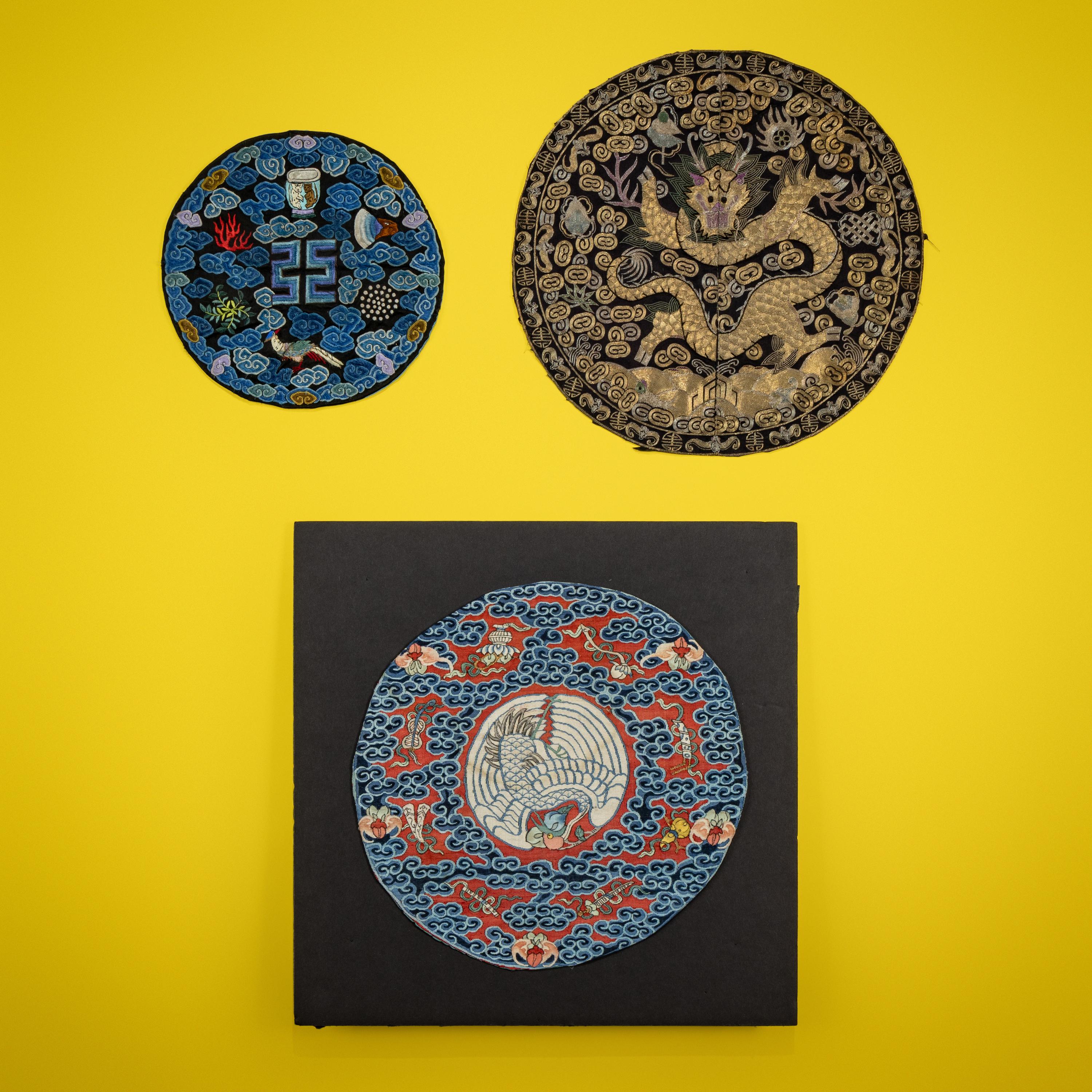 Three Chinese Silk Roundels, Late Qing Dynasty-Republic Period — 晚清-民國 緙絲、刺綉圓光三種