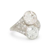 ART DECO, DIAMOND AND PLATINUM TOI ET MOI RING