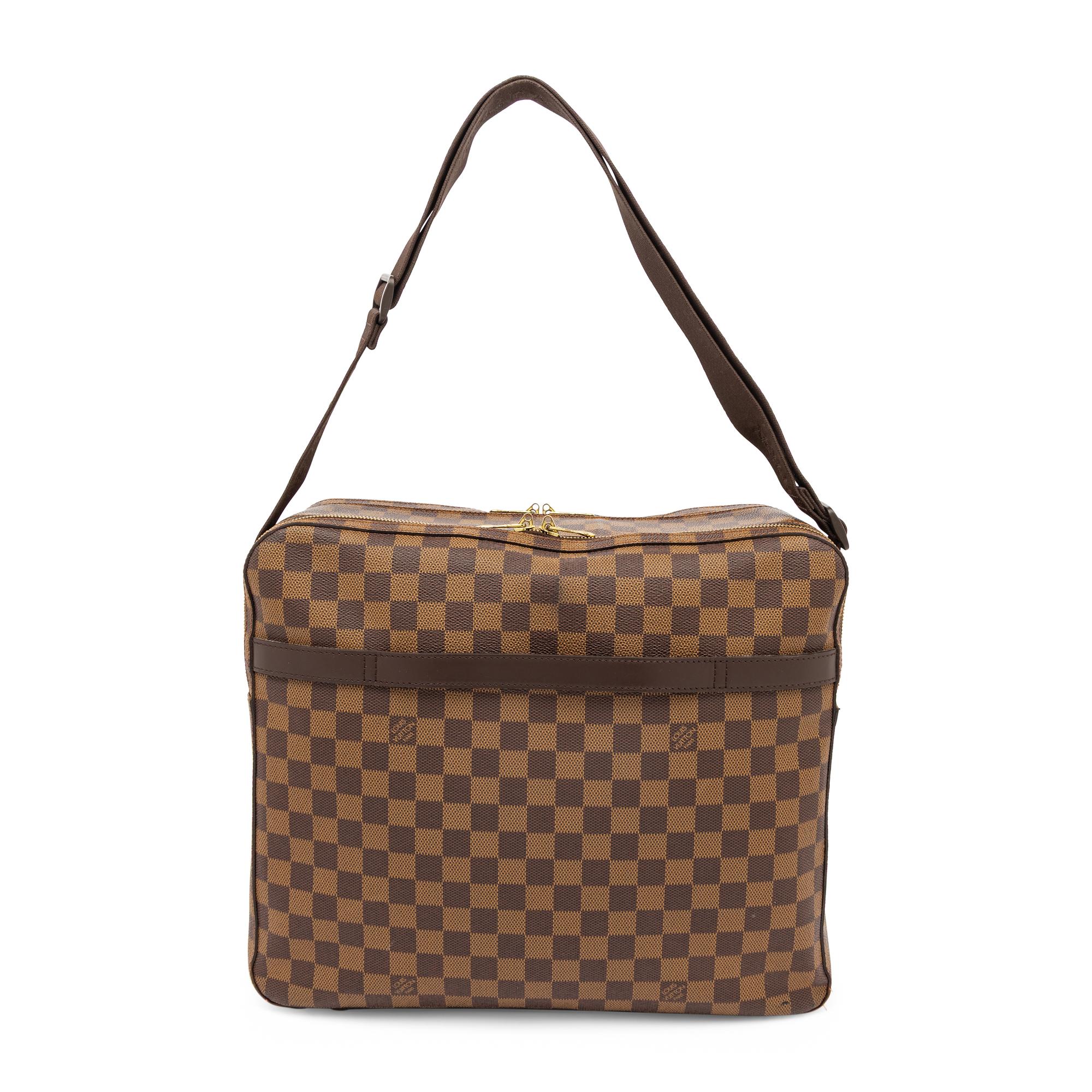 Louis Vuitton, Dorsoduro Messenger Bag in Damier Ebene