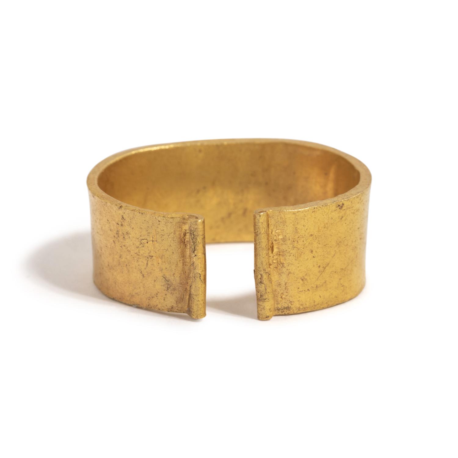 A Roman Style Gold Finger Ring