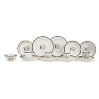 Group of fourteen Chinese Export porcelain 'Arms of New York' tablewares circa 1800