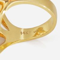 A 14K Yellow Gold and Diamond Ring 0.92 Carat Round Brilliant-Cut Diamond, GIA Certified