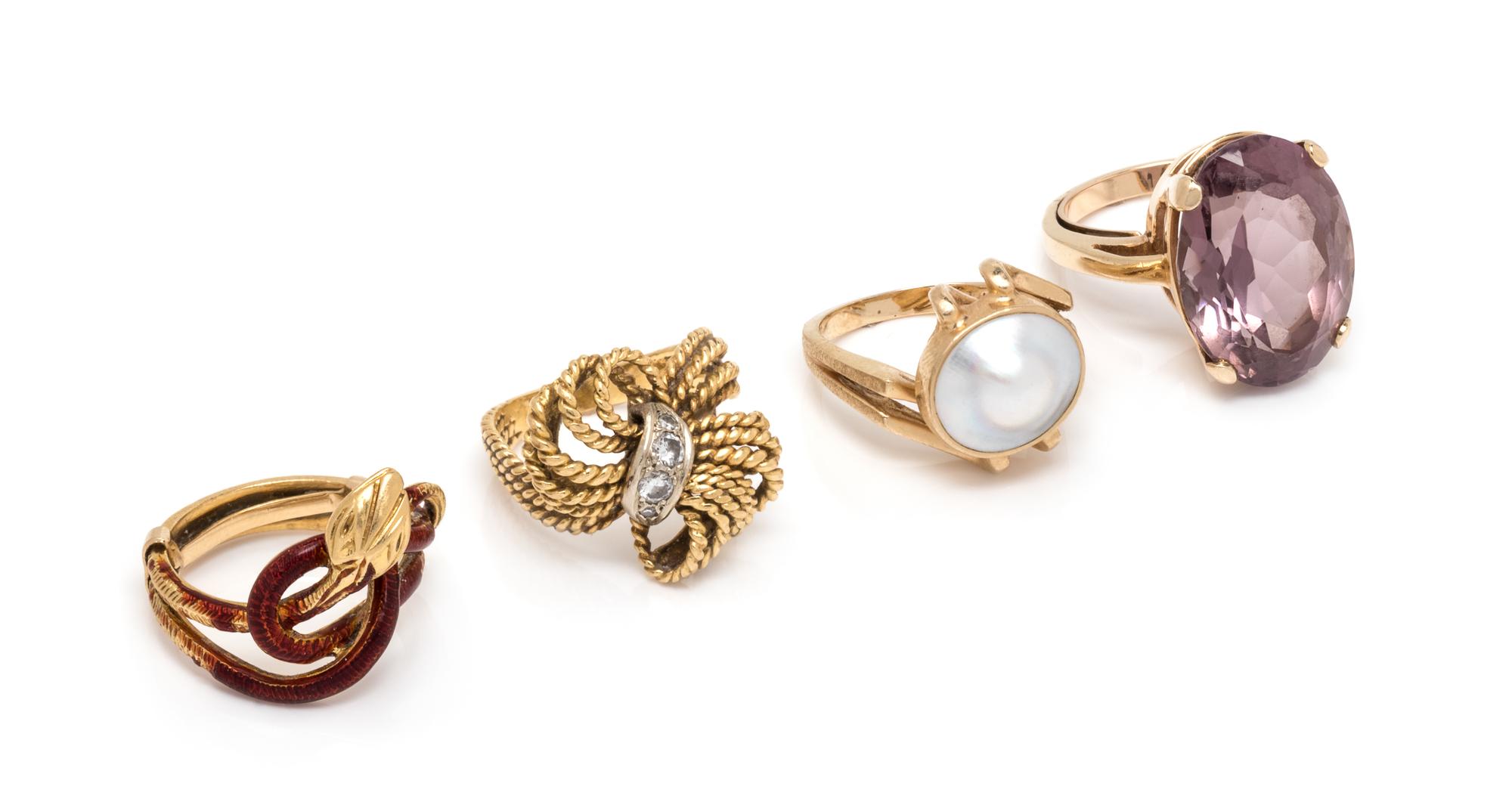 A Collection of Yellow Gold and Multigem Rings,