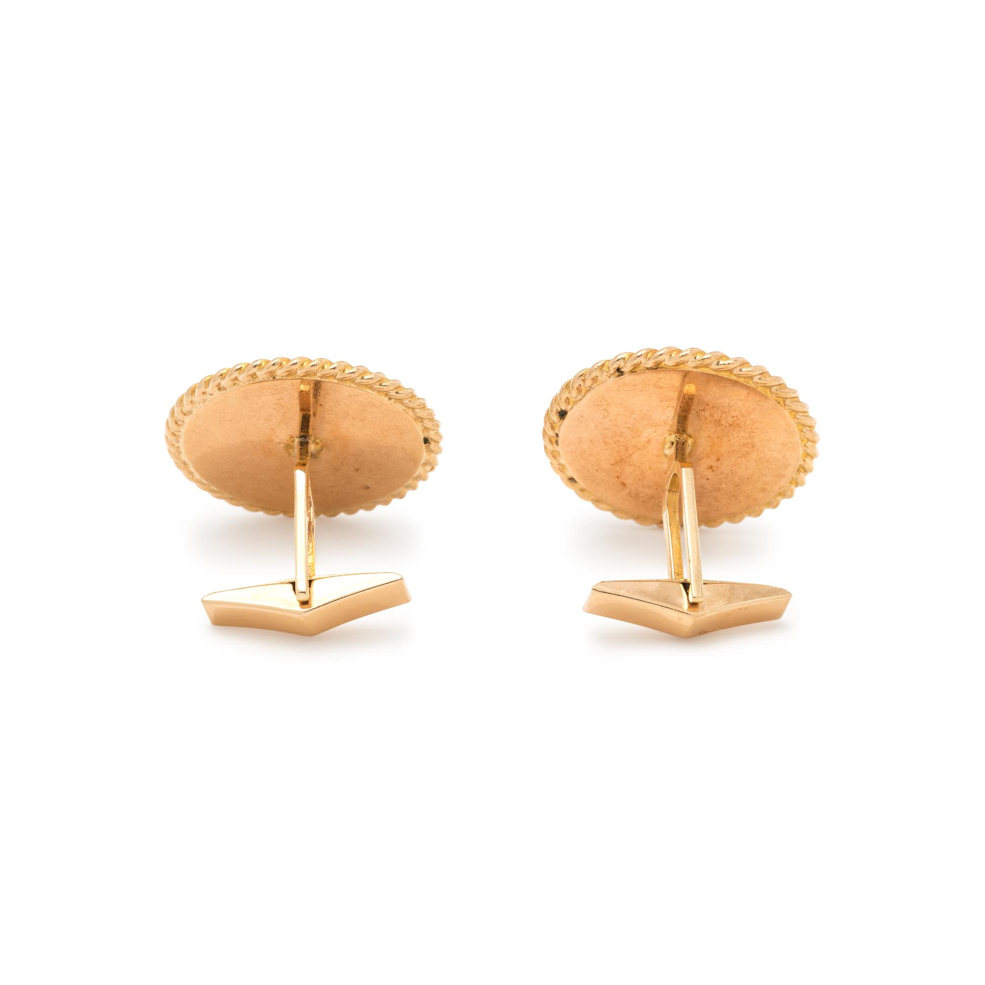 YELLOW GOLD AND ENAMEL CUFFLINKS