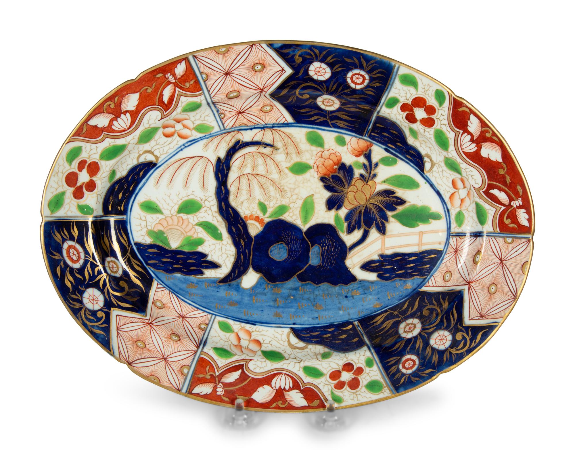 Two Chamberlain's Worcester Porcelain Oval Platters and a Pair of Shaped Square Dishes