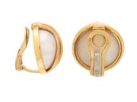 BICOLOR GOLD AND MABÉ PEARL EARRINGS