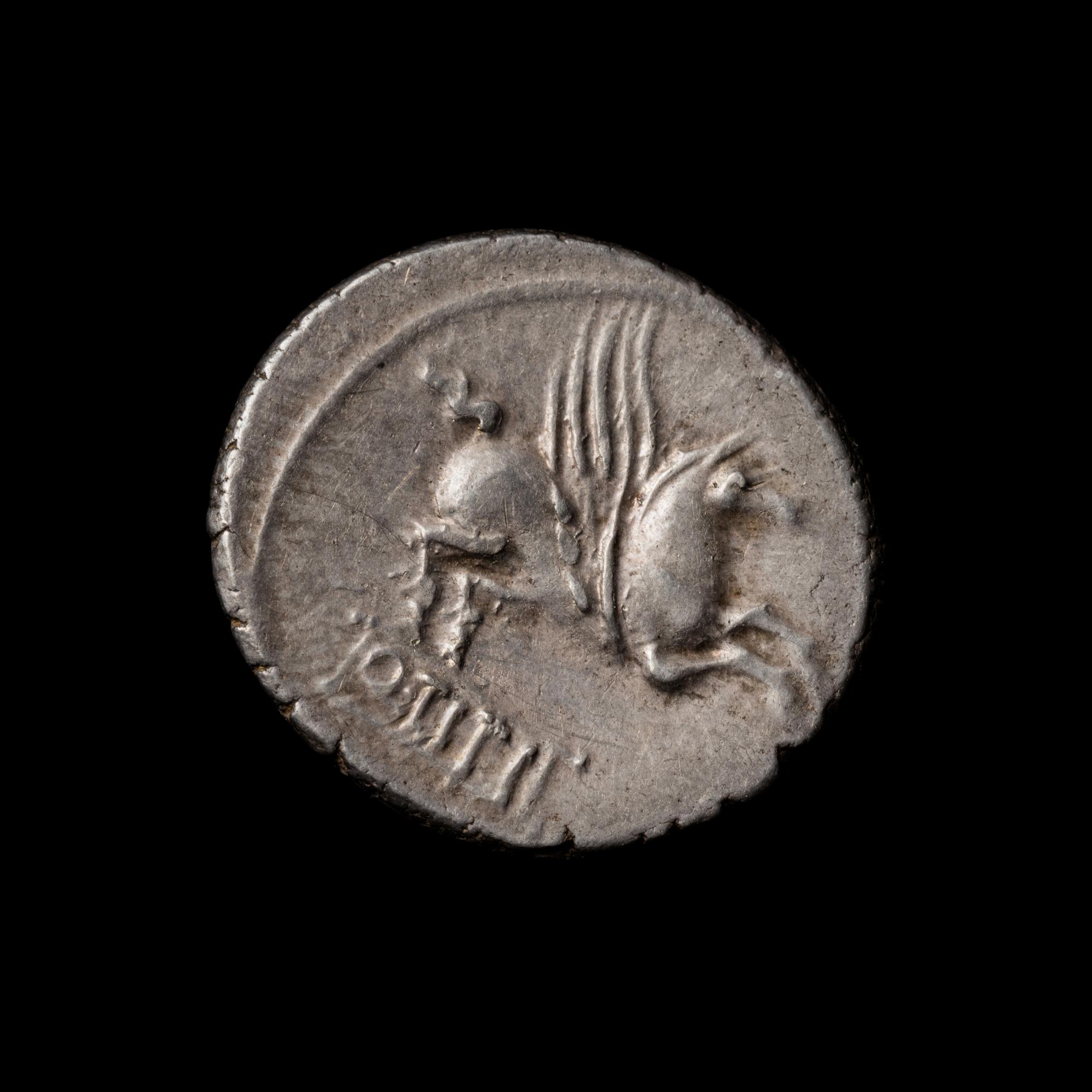 [ANCIENTS] ROMAN REPUBLIC. Q. Titus (c. 90 BC). Ar Denarius. (3.8 g, 18mm).
