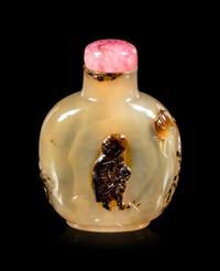 A Carved Agate Snuff Bottle