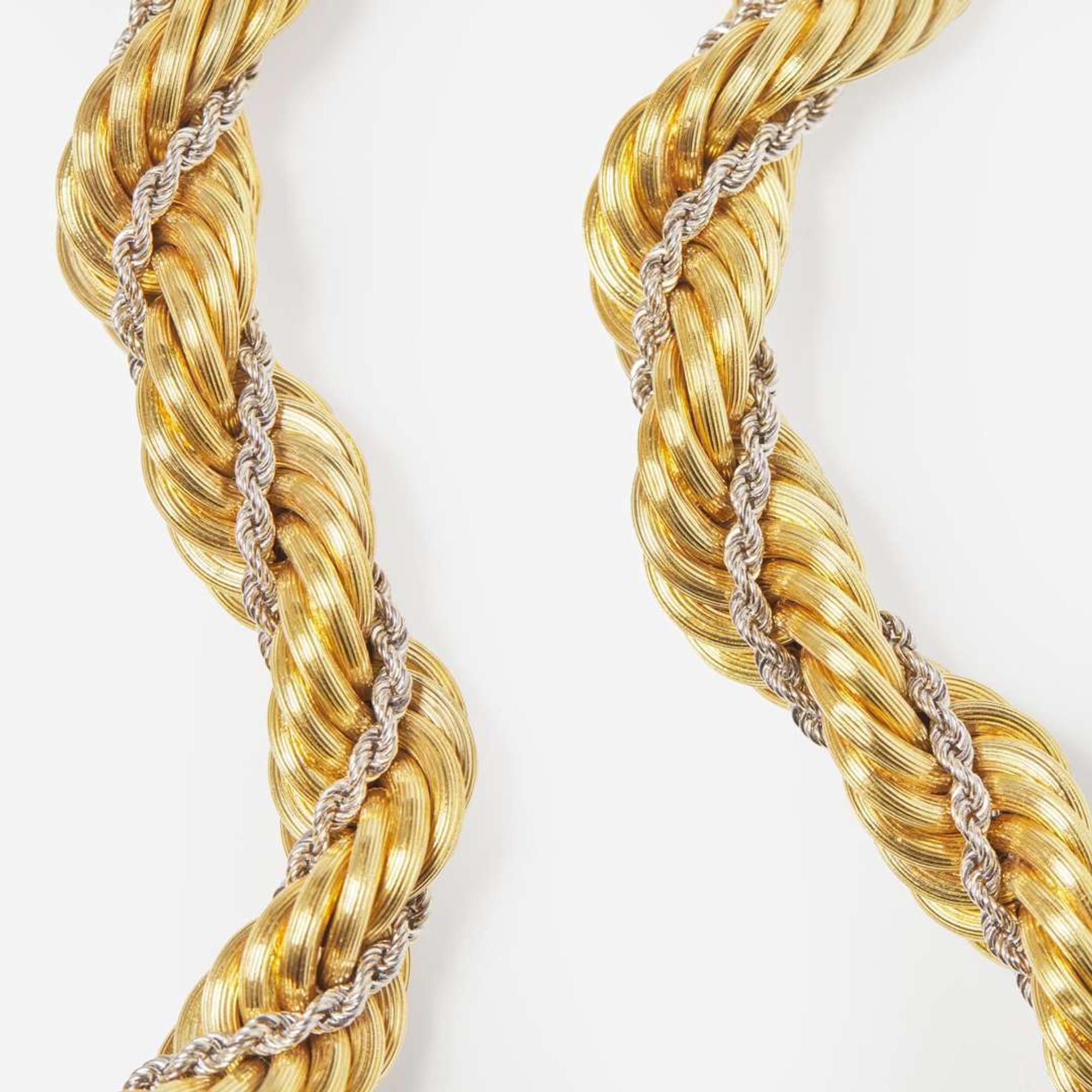 An 18K Two-Tone Gold Necklace and Bracelet Set
