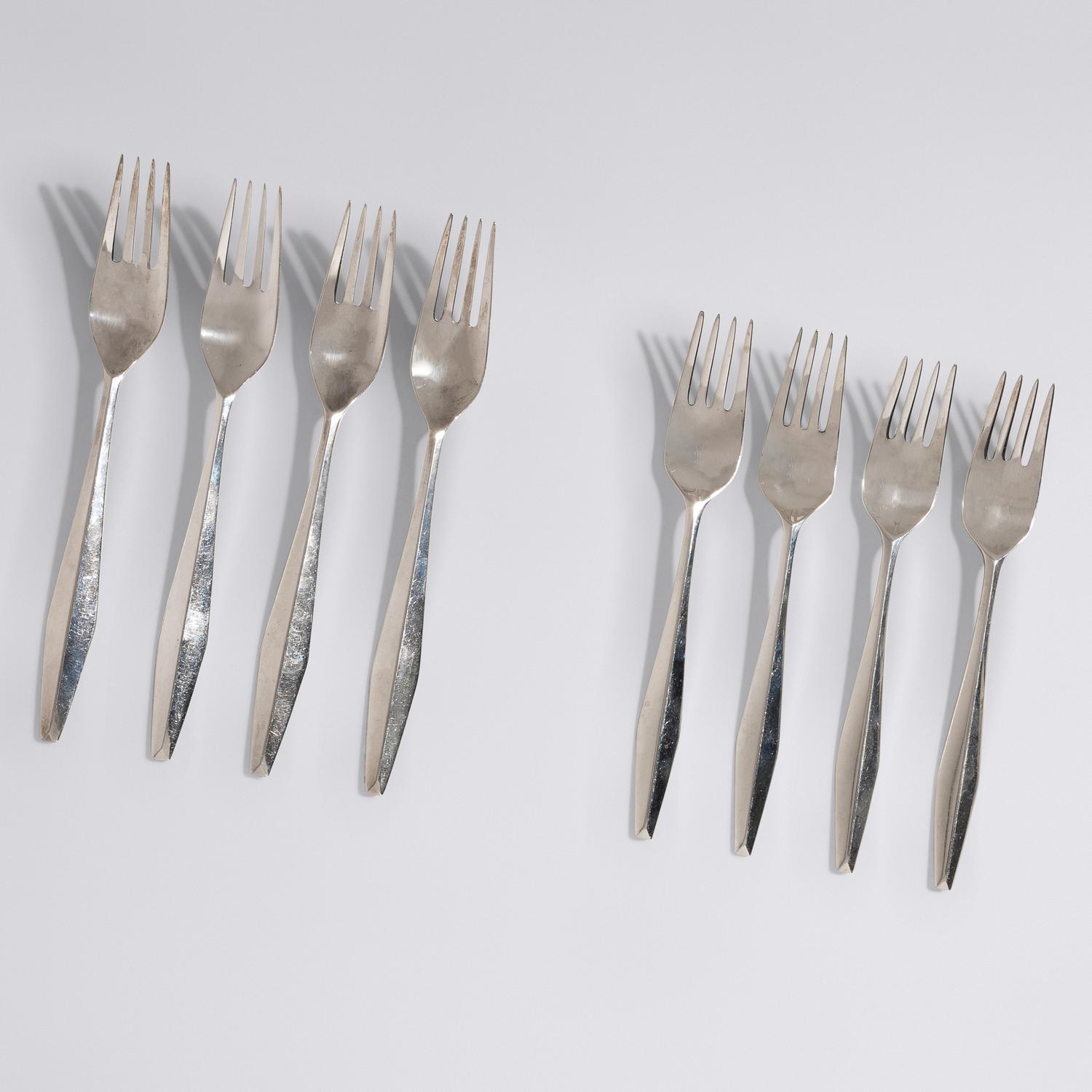 Diamond Flatware Service for Twelve Reed & Barton, USA
