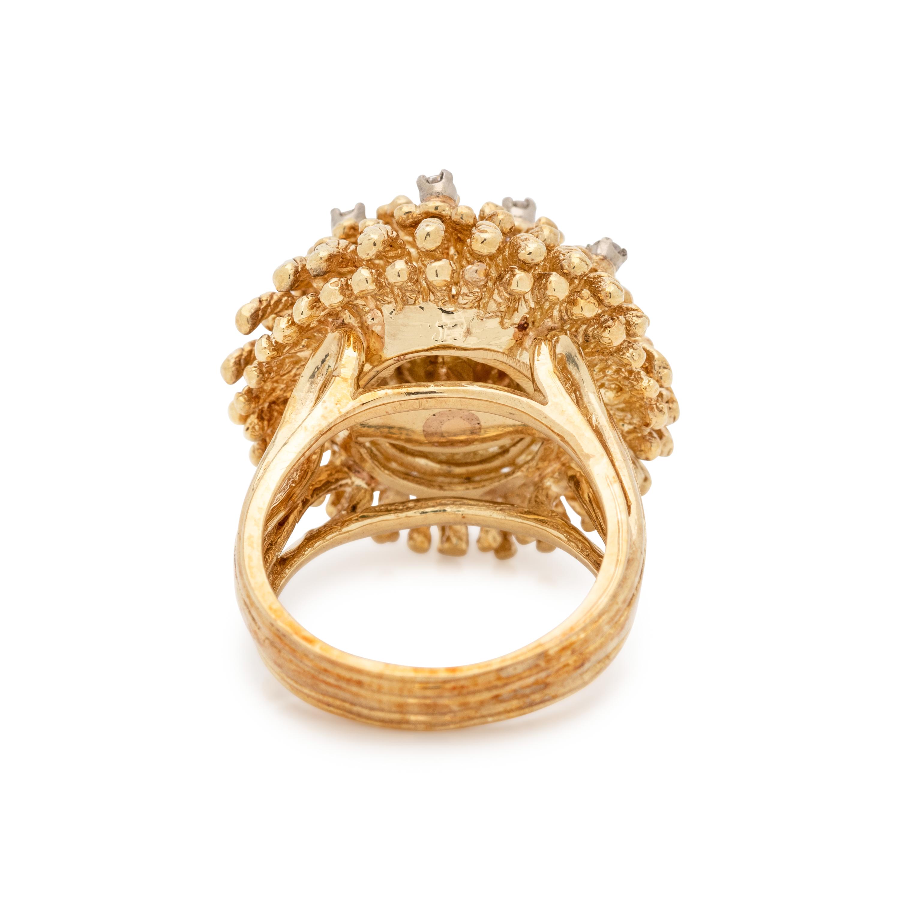 YELLOW GOLD AND DIAMOND RING