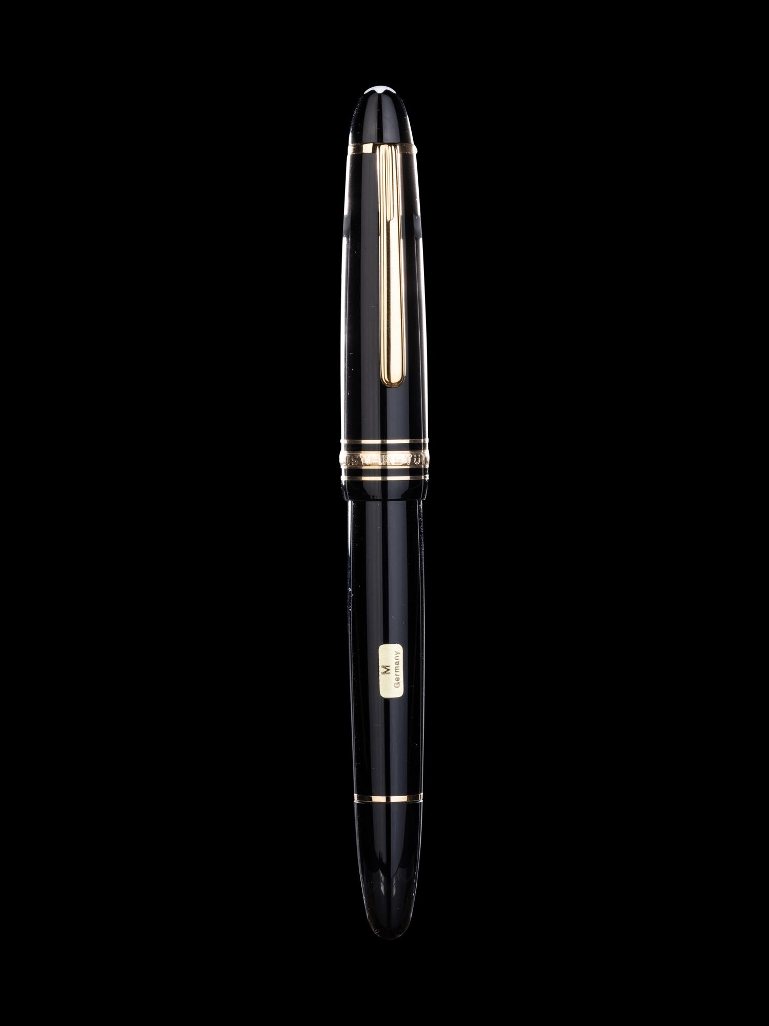 Montblanc: Traveller Meisterstuck Fountain Pen with Leather Travel Case