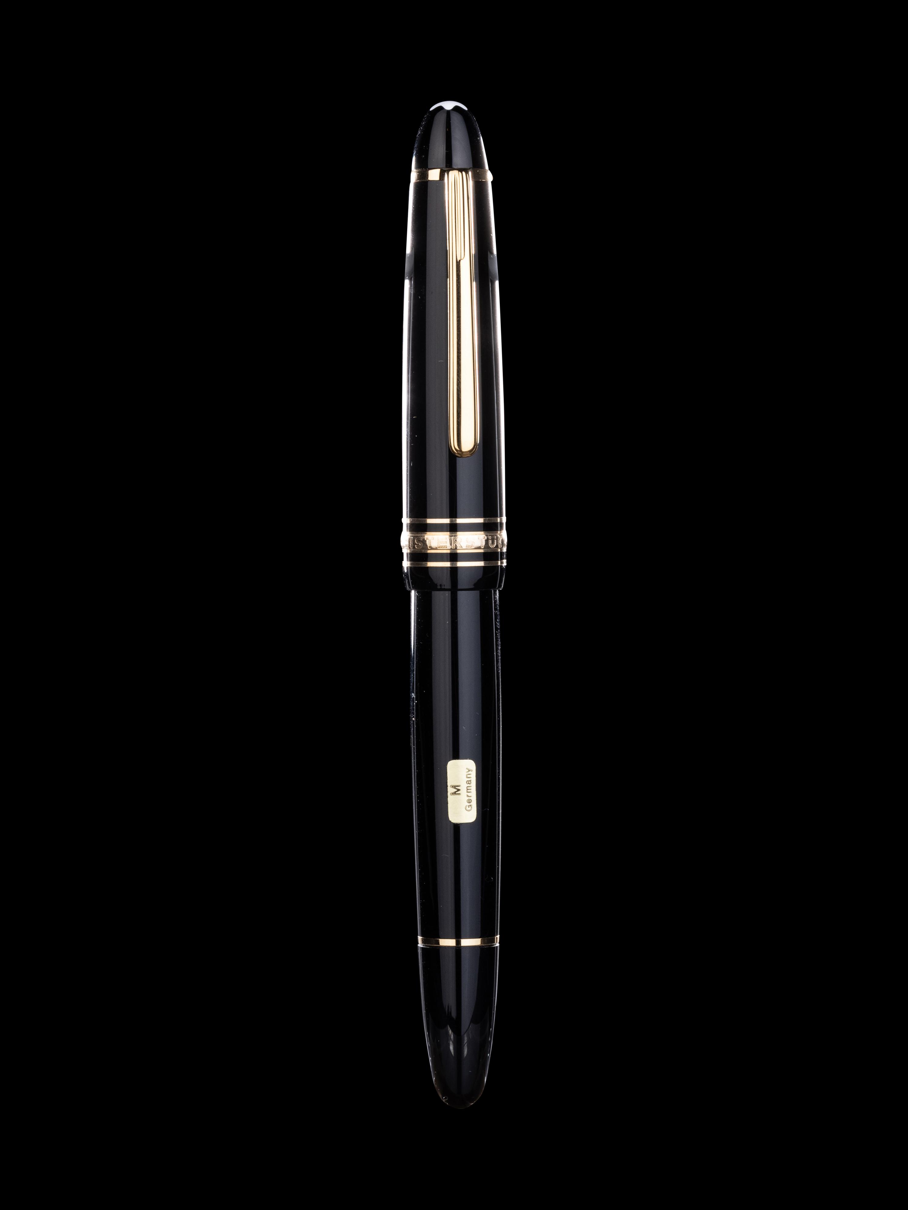 Montblanc: Traveller Meisterstuck Fountain Pen with Leather Travel Case