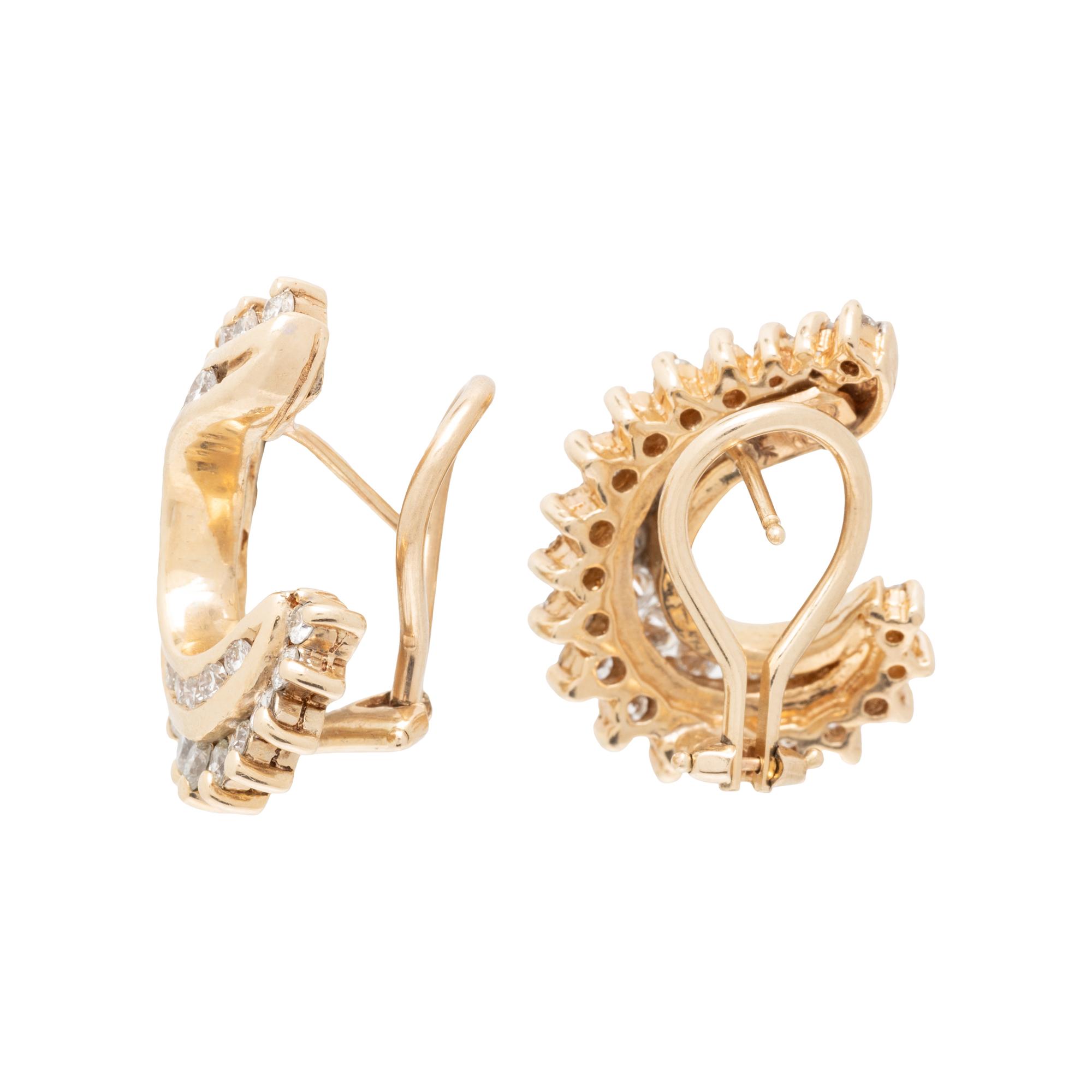YELLOW GOLD AND DIAMOND EARRINGS