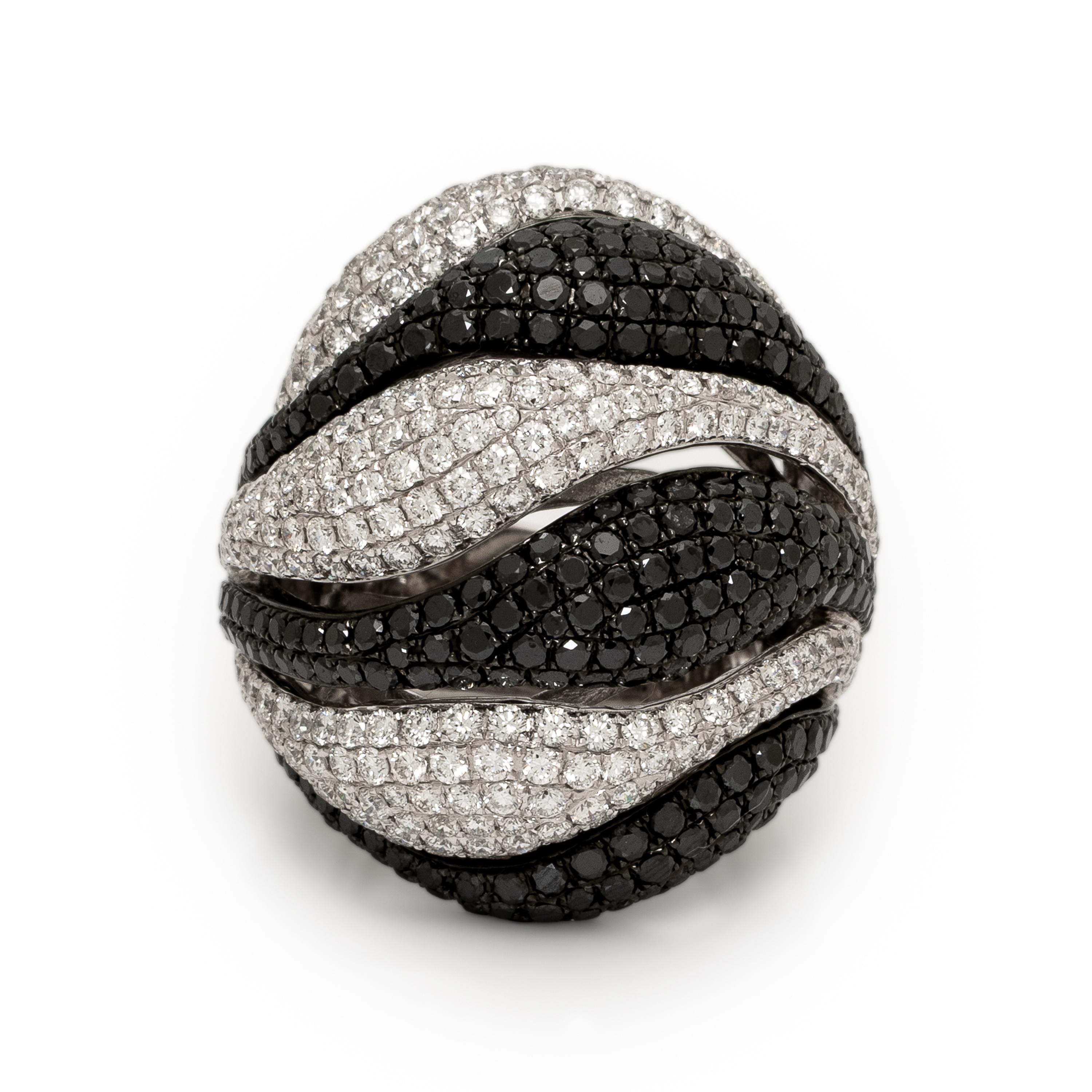 Diamond and Black Diamond Ring