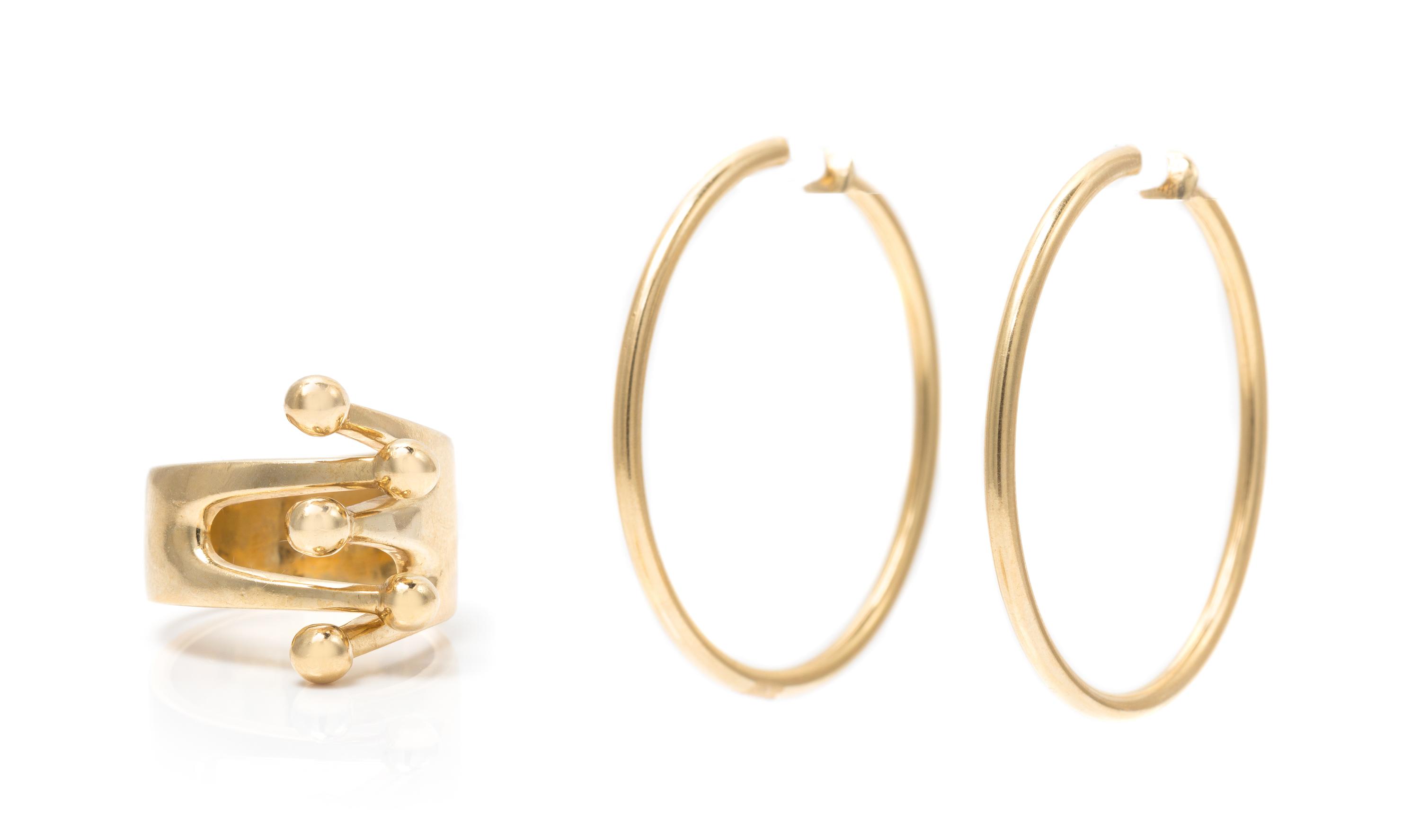 A Collection of 14 Karat Yellow Gold Jewelry, 13.20 dwts.