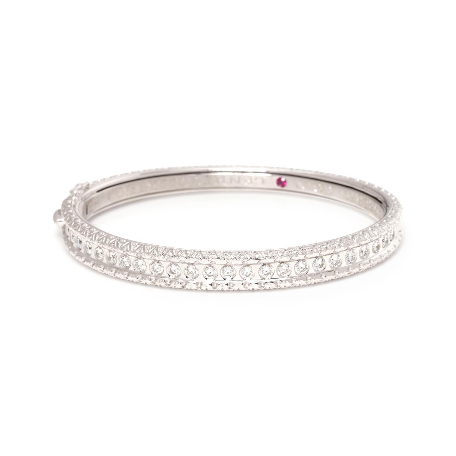 ROBERTO COIN, DIAMOND 'CENTO' BANGLE BRACELET