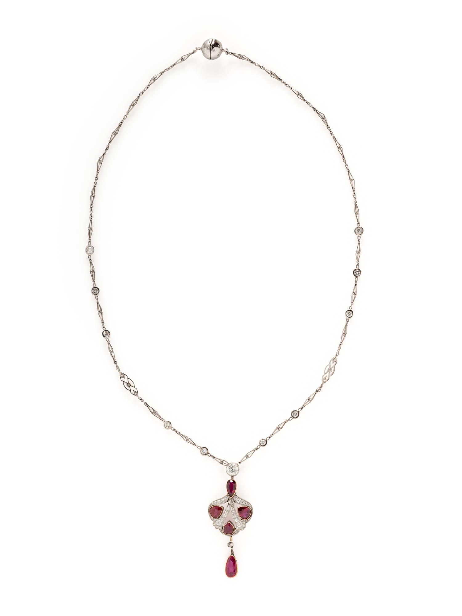 EDWARDIAN, BURMESE RUBY AND DIAMOND PENDANT NECKLACE