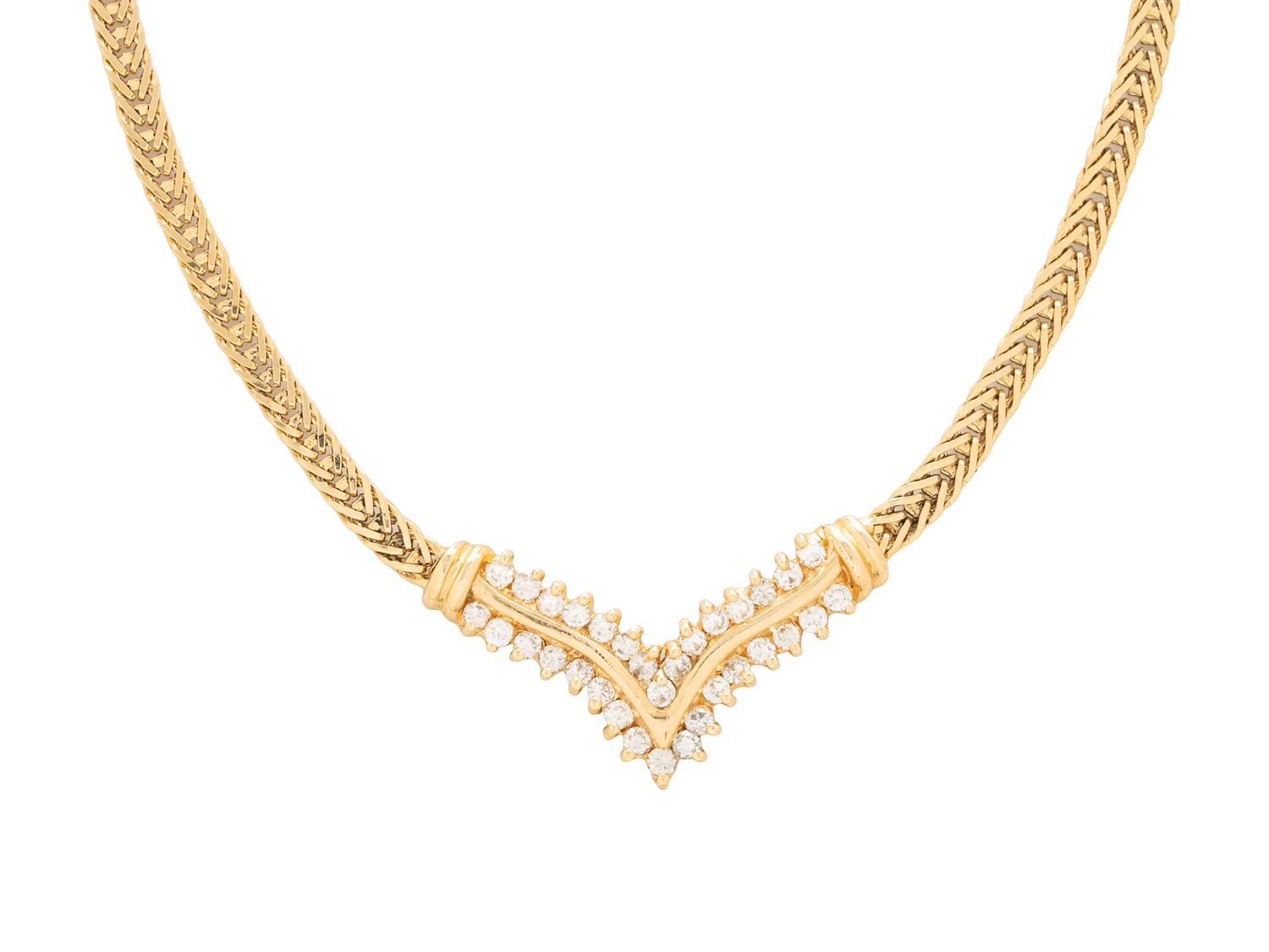 YELLOW GOLD AND DIAMOND NECKLACE