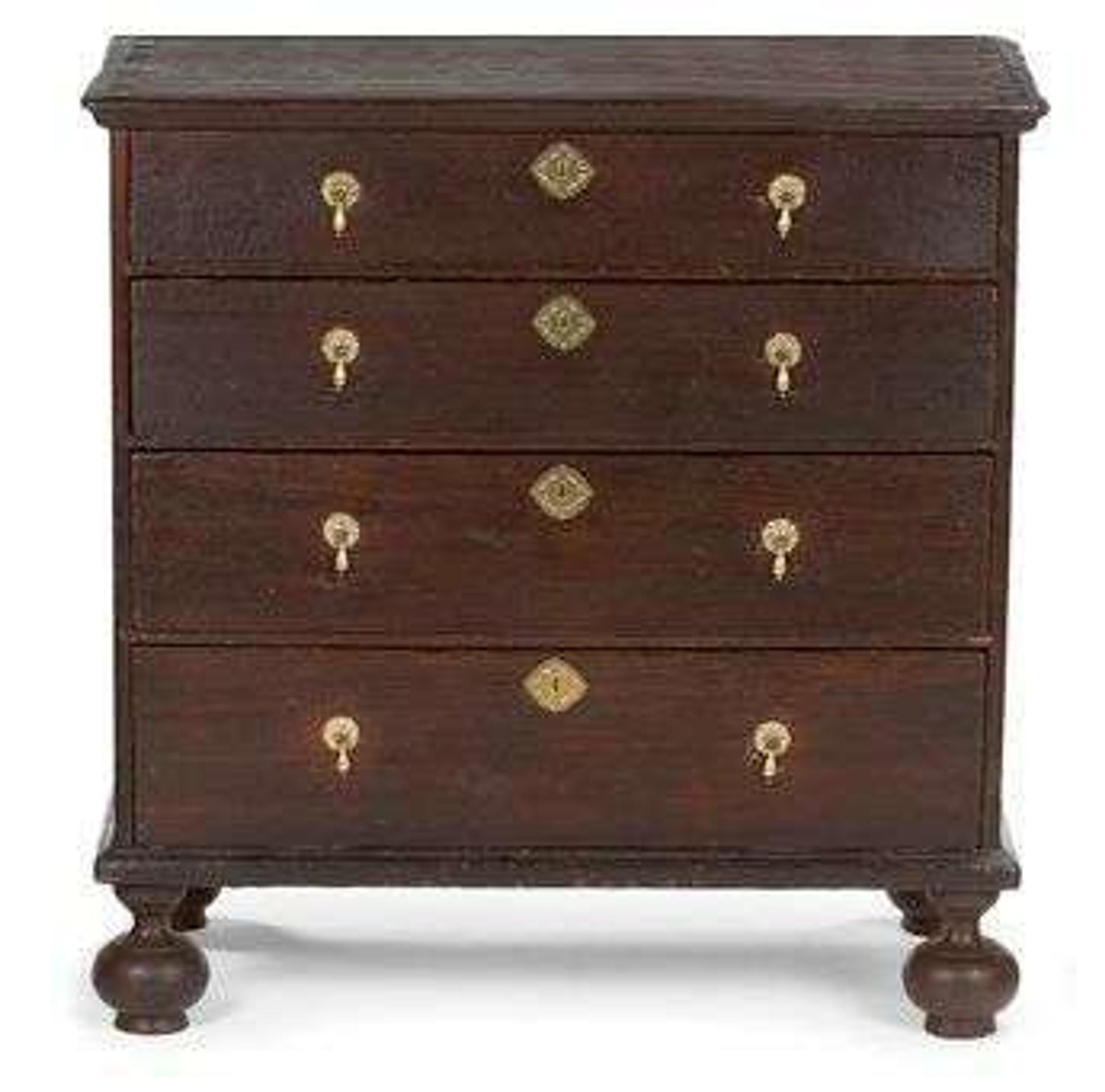 William and Mary brown-stained pine chest of drawers new england, first half 18th century