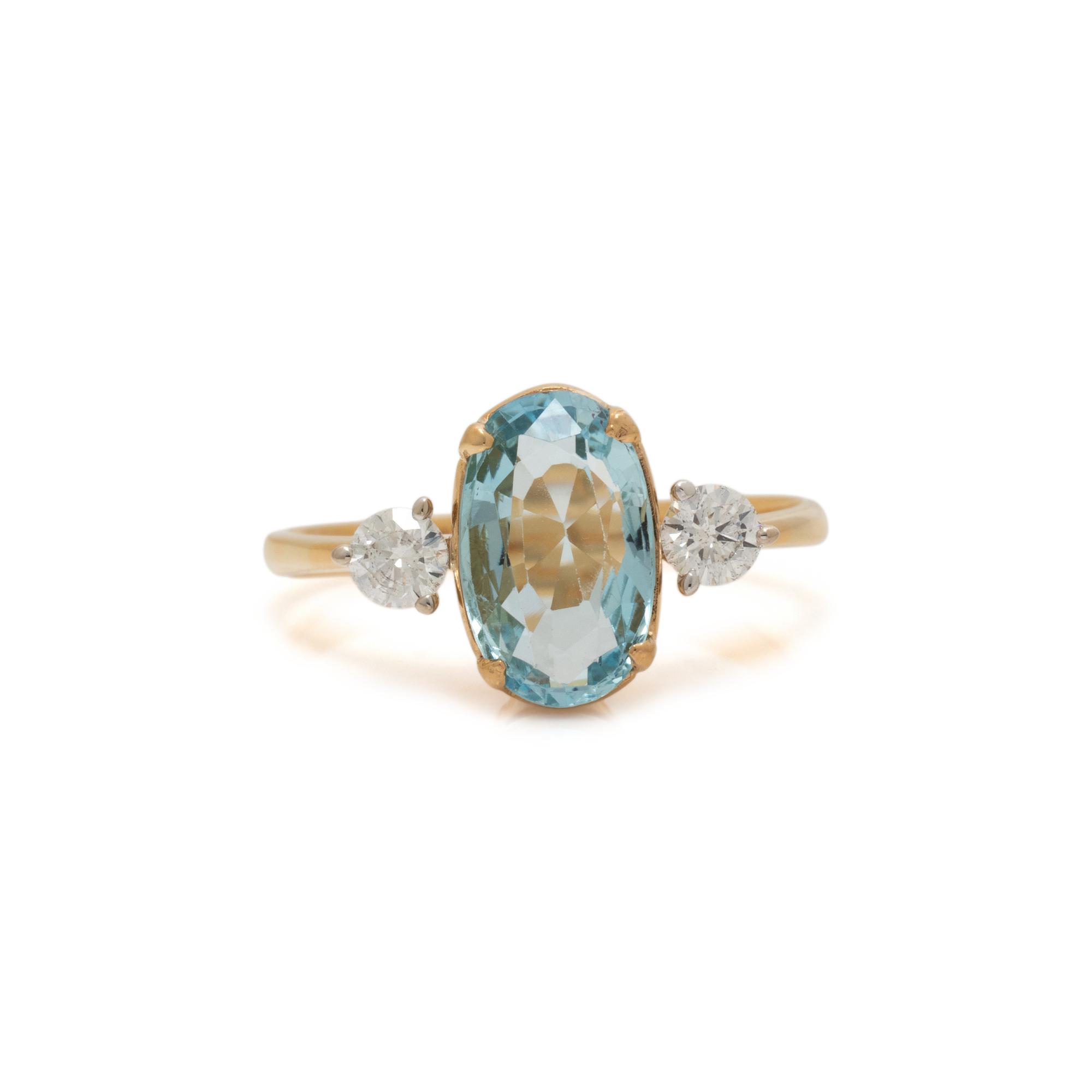 AQUAMARINE AND DIAMOND RING