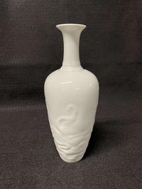A Chinese amphora-shaped "Dragon" vase 龙纹双耳瓶 Kangxi mark, but later ??? ????