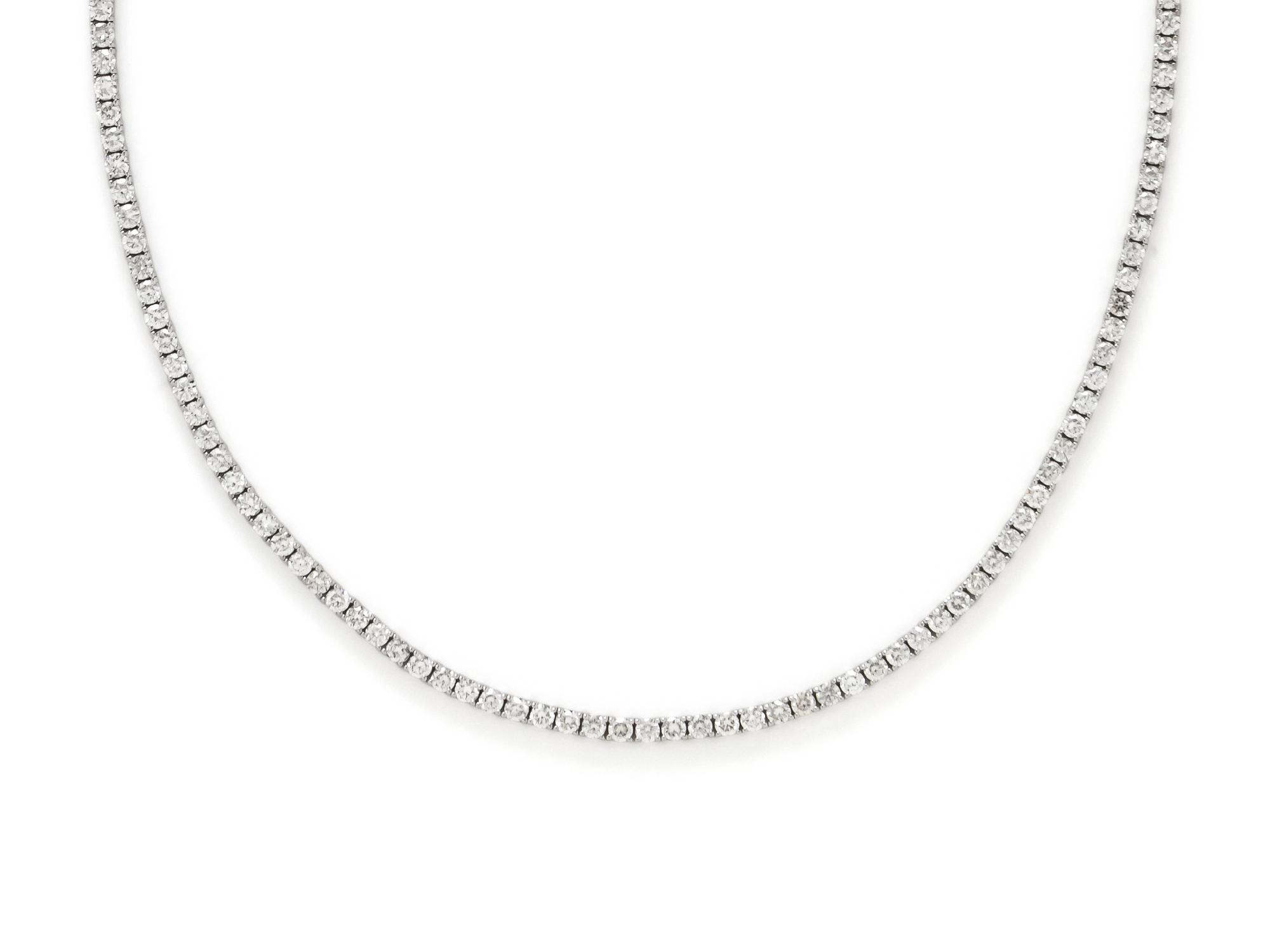 DIAMOND LINE NECKLACE