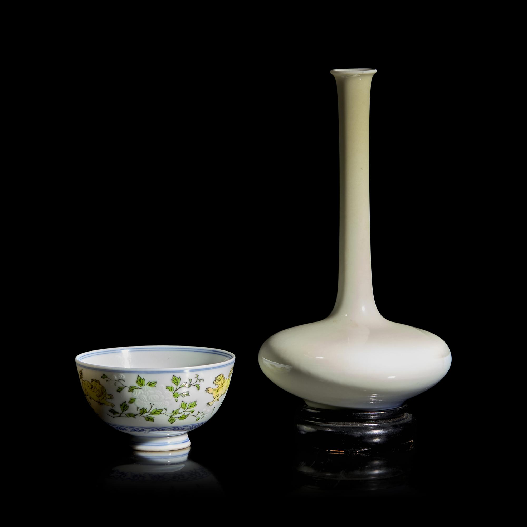 A Japanese Enameled Porcelain Cabinet Vase, Kato Tomotaro and a Small Bowl, Seifu Yohei