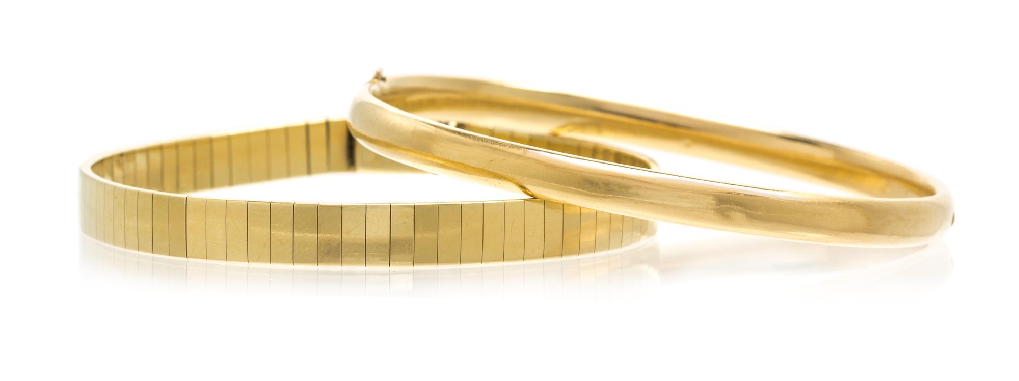 A Collection of 14 Karat Yellow Gold Bracelets, 14.60 dwts.