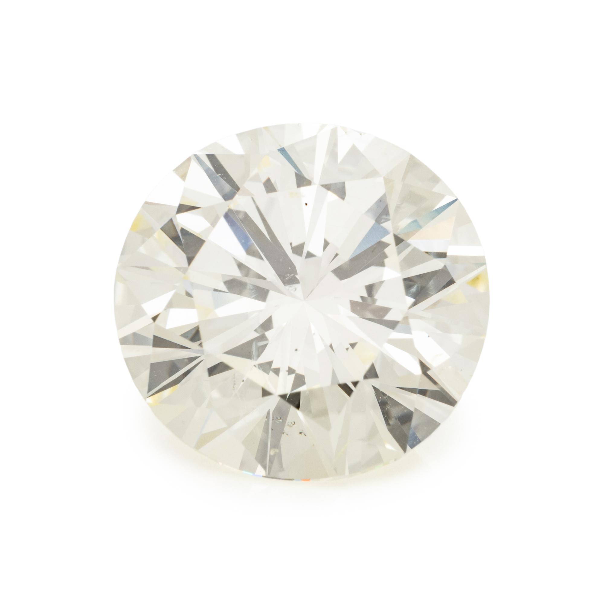 5.02 CARAT ROUND BRILLIANT CUT DIAMOND