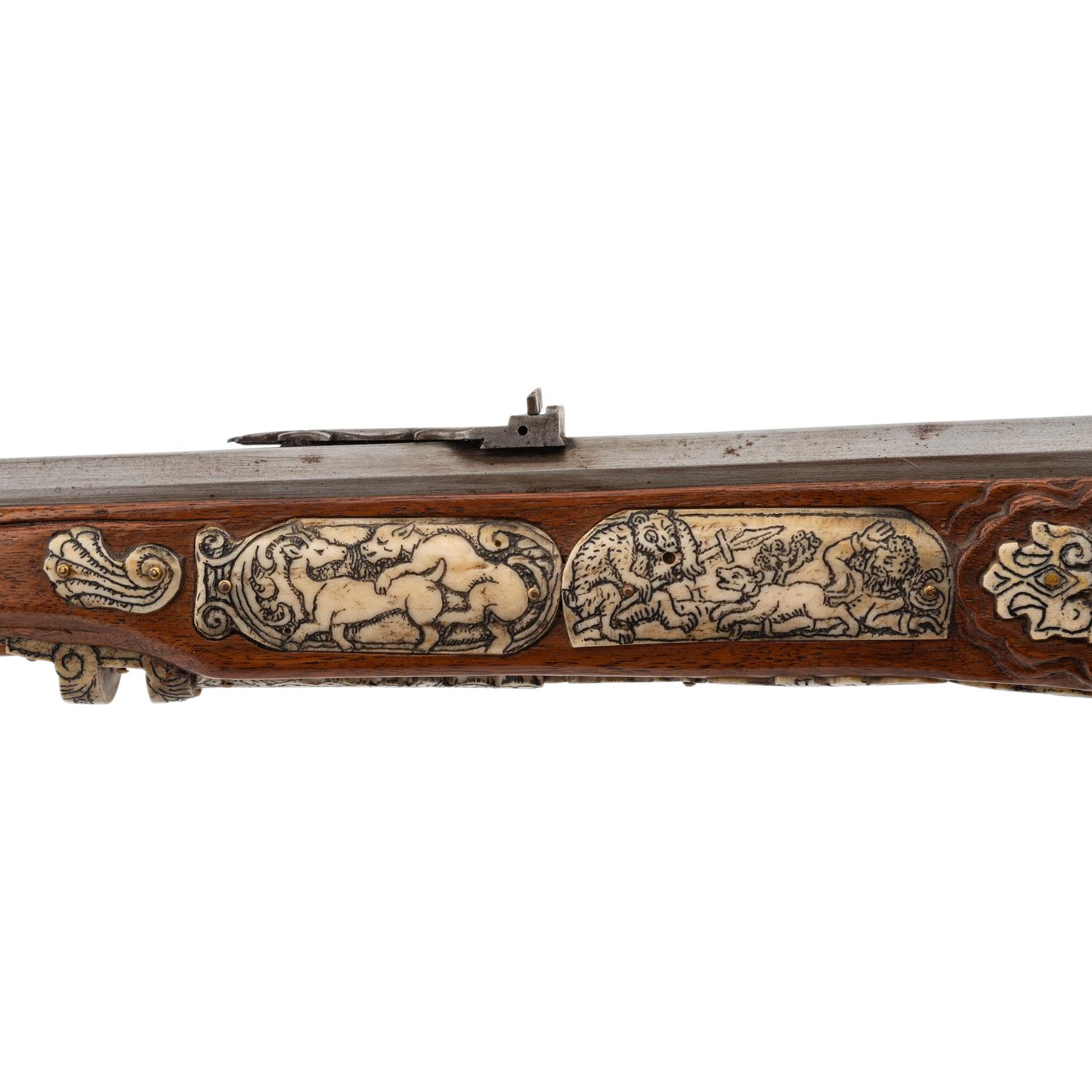Contemporary Franco-German Snaphaunce Rifle with Venus Motifs