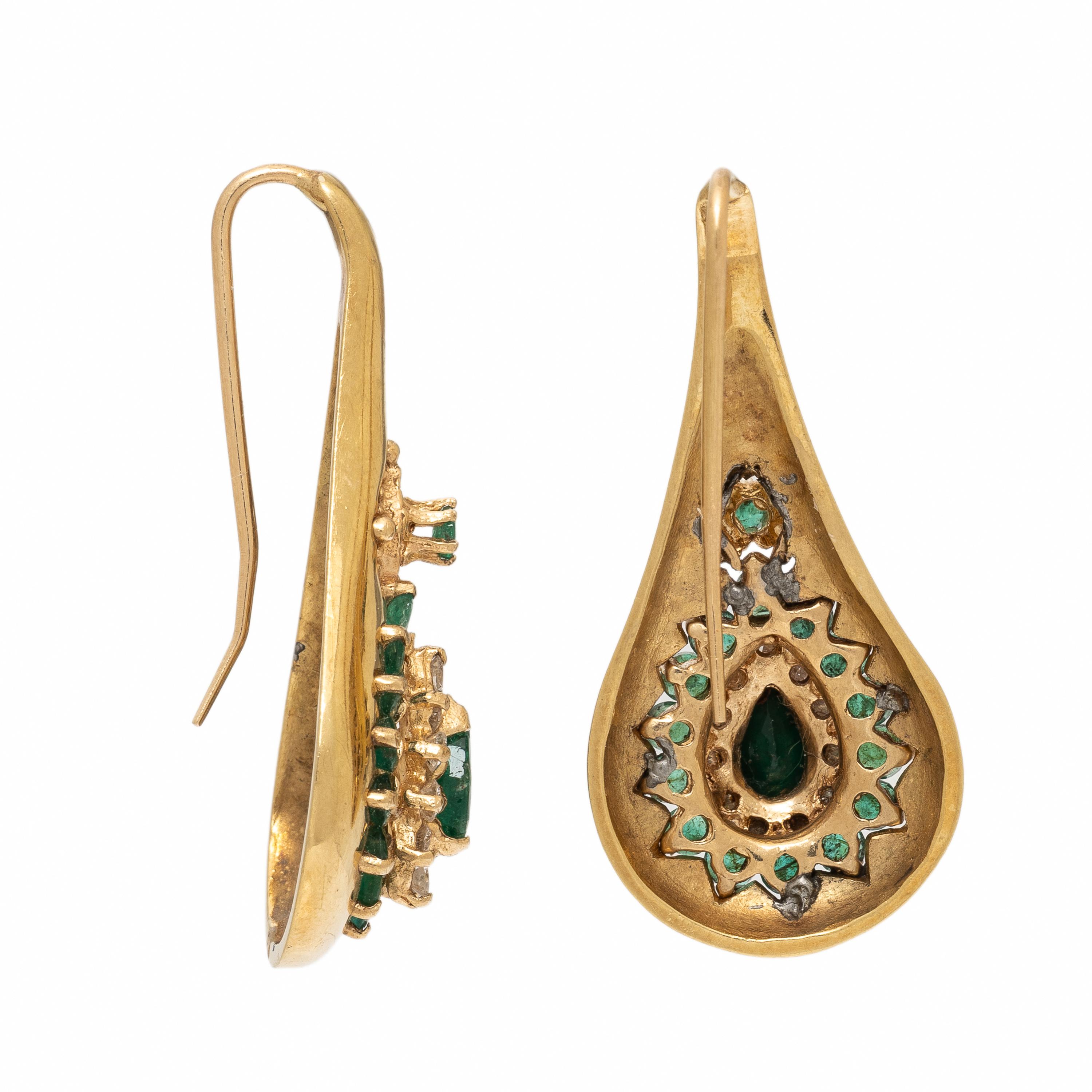 Emerald, Diamond, and Yellow Gold Earrings