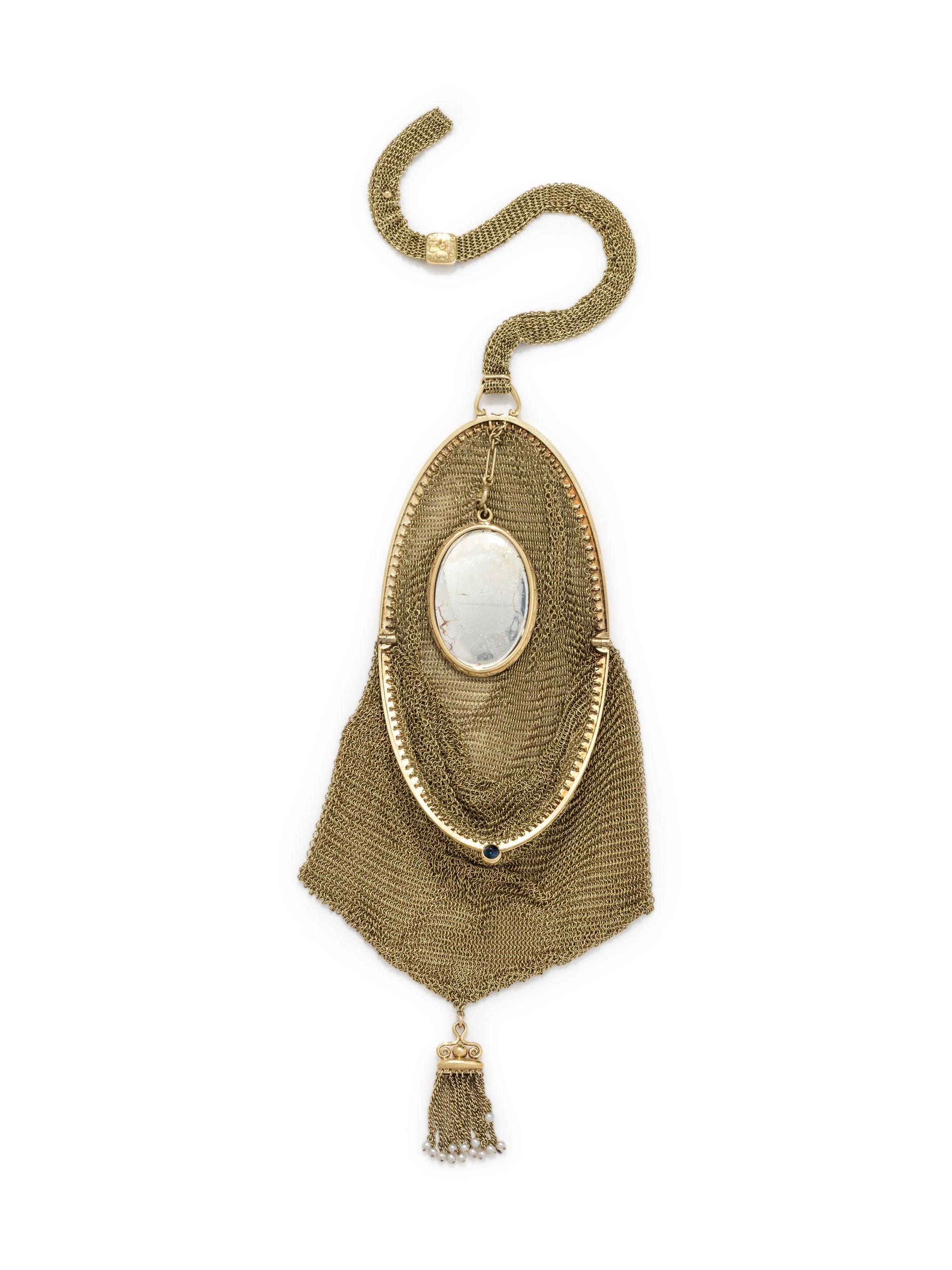 ANTIQUE, YELLOW GOLD MESH PURSE