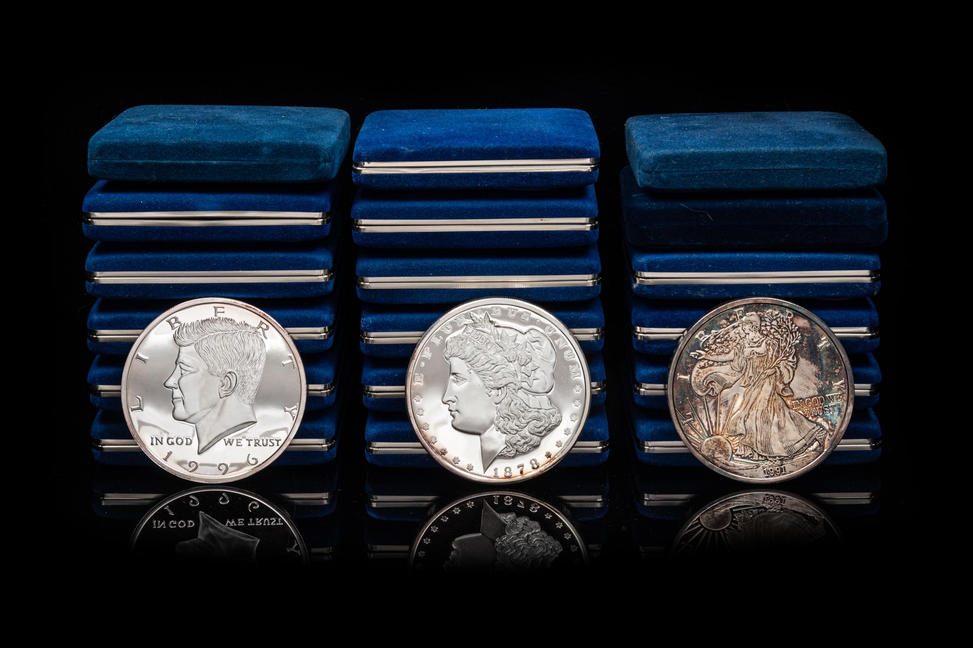 [PRIVATE ISSUE] A Large Collection of 1-Pound and 1/2-Pound Silver Rounds