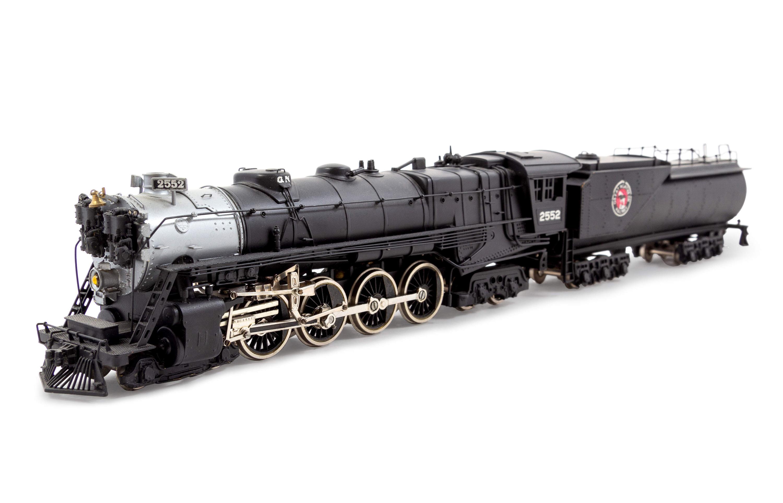 A Tenshodo Polychrome HO-Gauge Great Northern Railway 4-8-4 Locomotive and Tender