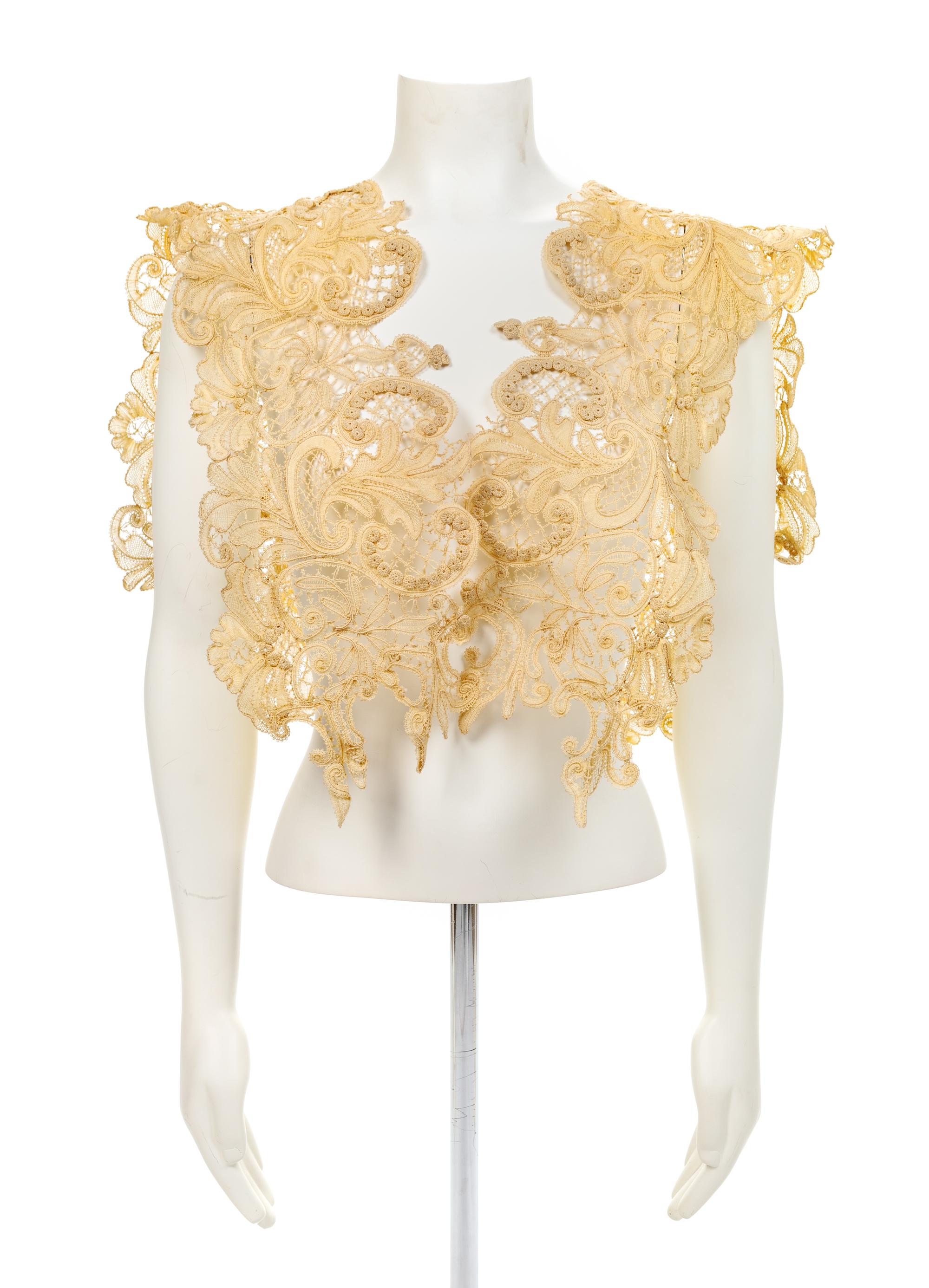 A Beige Lace Shawl, 1910-40s