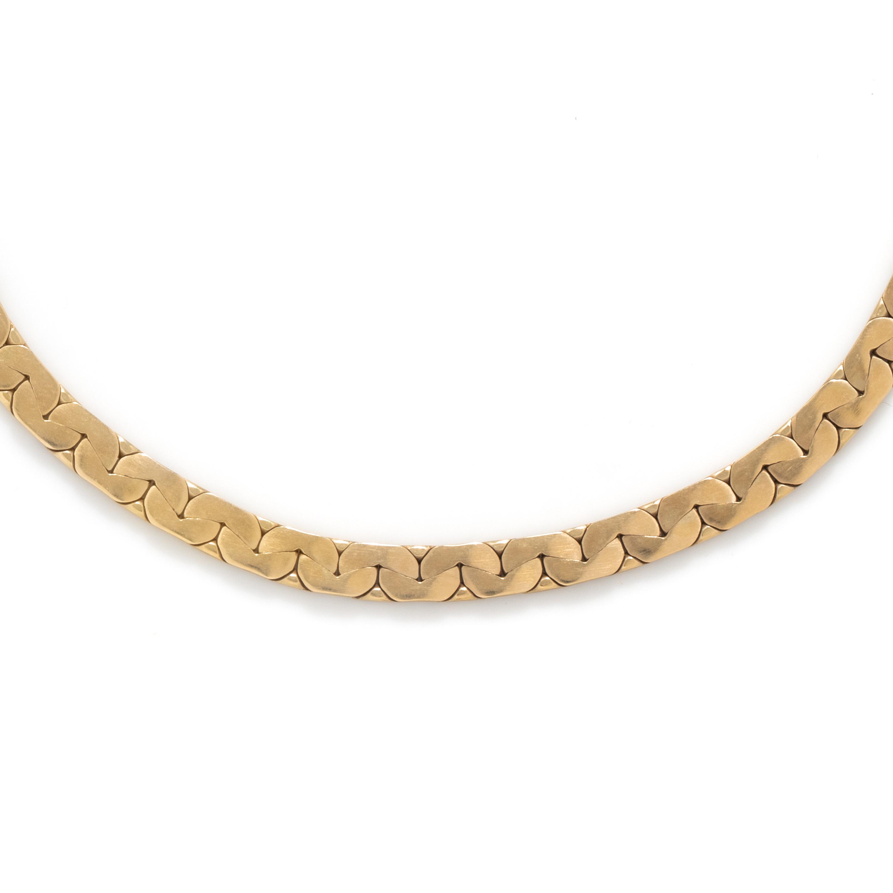 YELLOW GOLD NECKLACE