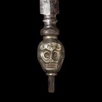 A Tibetan Silver and Bronze Ritual Spear Head with Skull, 19th Century 十九世紀 銅鑲銀金剛橛