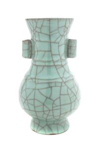 A Chinese Guan- Type Porcelain Vase