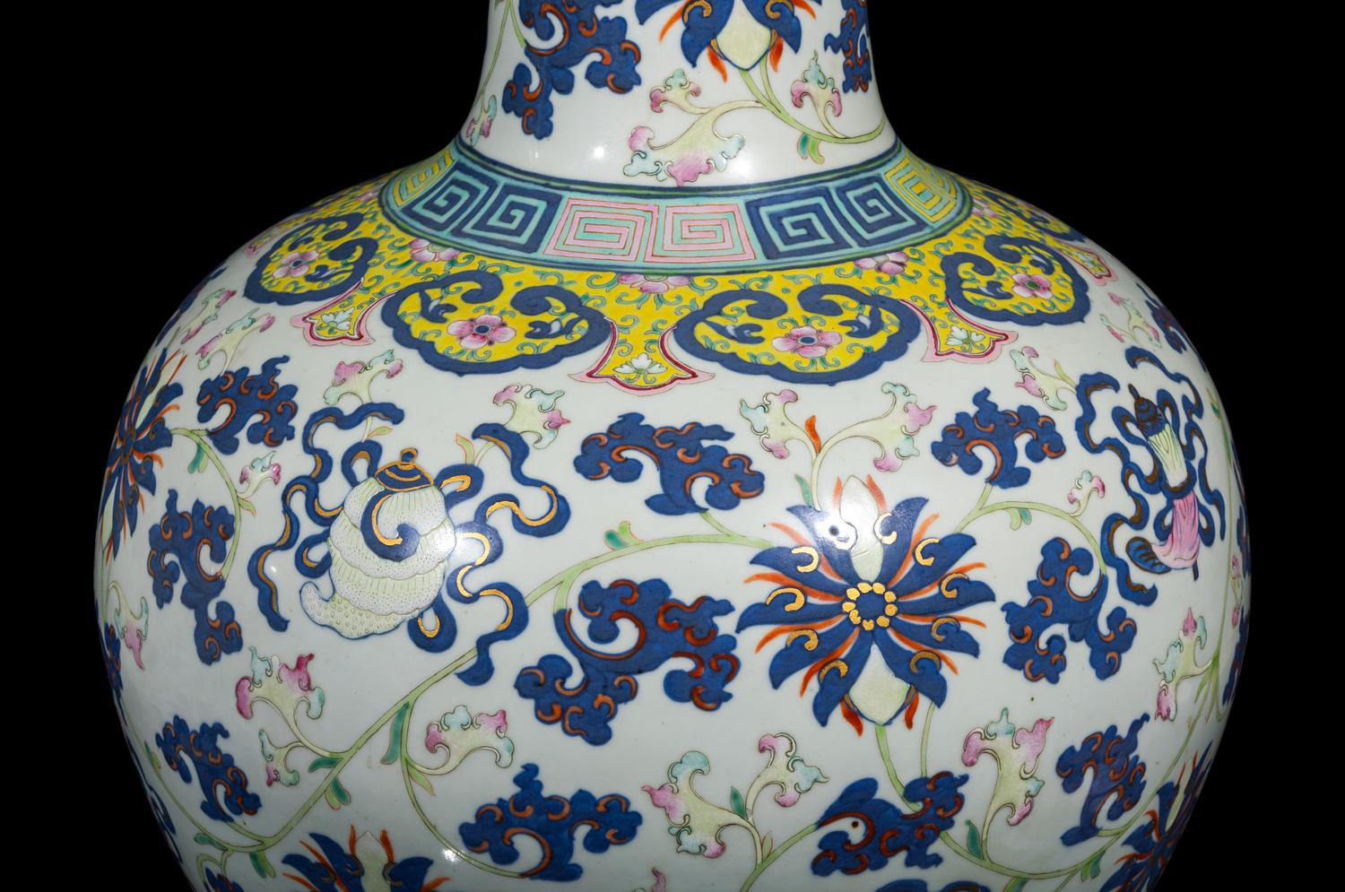 A Pair of Large Chinese Famille Rose Porcelain 'Bajixiang' Vases, Tianqiuping , Late 19th-Early 20th Century 清晚期 粉彩八吉祥大天球瓶一對